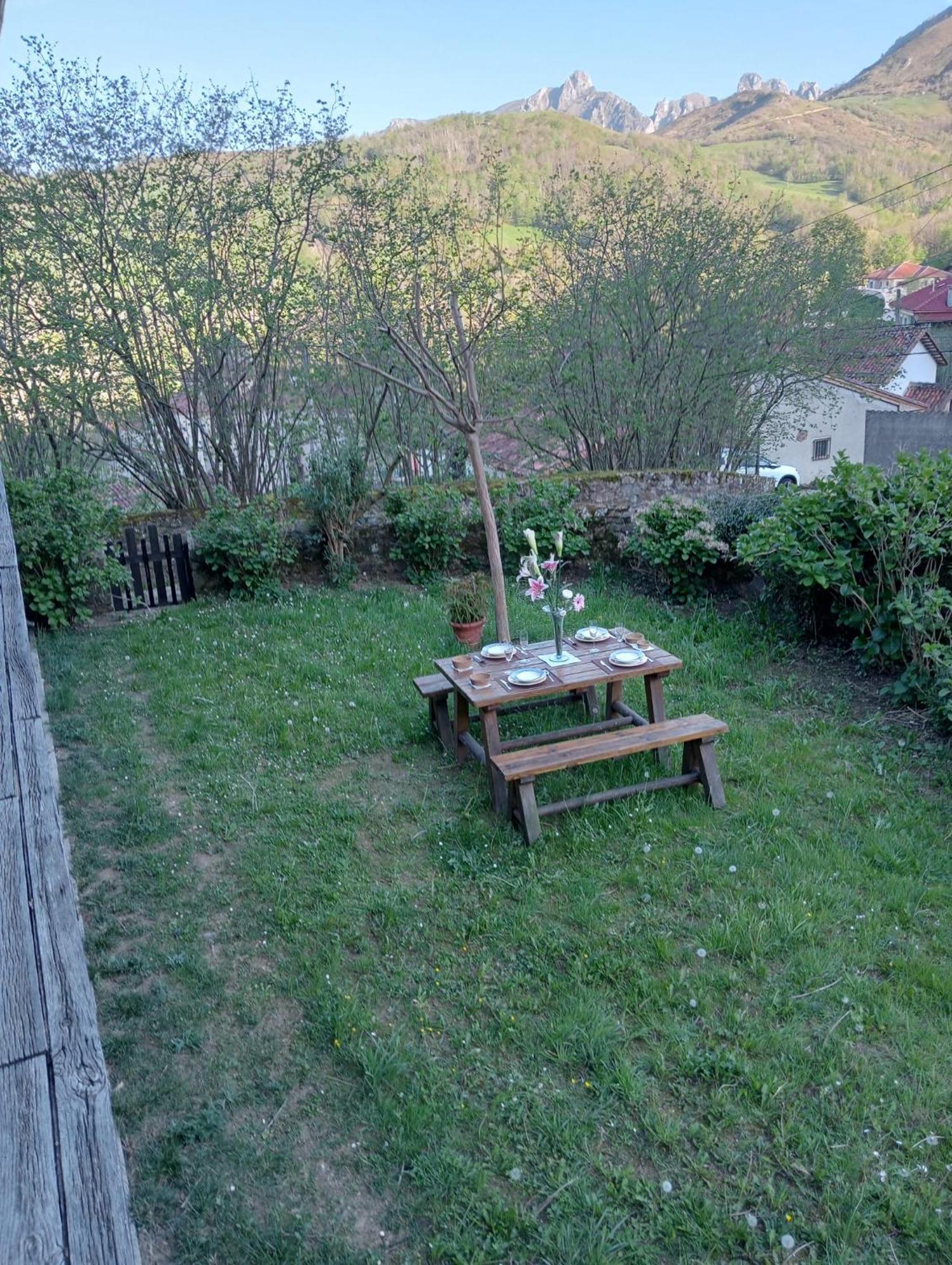 Вілла Palacio Rural De Inguanzo De Cabrales Екстер'єр фото